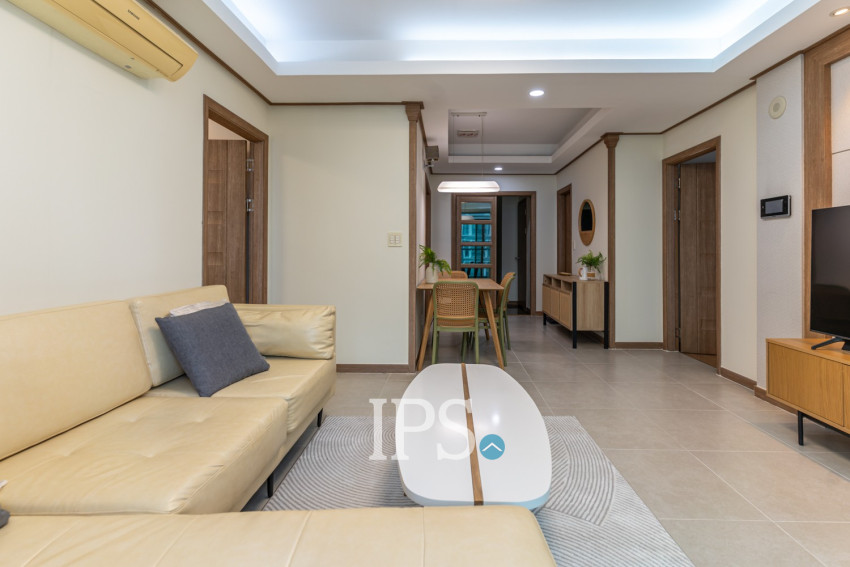 2 Bedroom Condo For Rent - De Castle Royal, BKK1, Phnom Penh