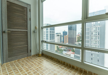 2 Bedroom Condo For Rent - De Castle Royal, BKK1, Phnom Penh thumbnail