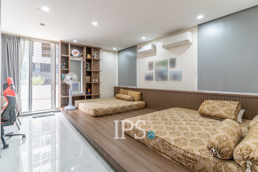 3 Bedroom Townhouse For Rent - BKK1, Phnom Penh