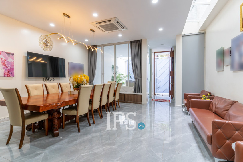 3 Bedroom Townhouse For Rent - BKK1, Phnom Penh