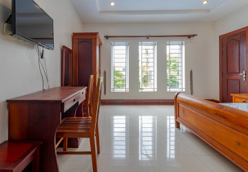 2 Bedroom Apartment For Rent - Slor Kram, Siem Reap thumbnail