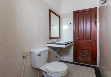 2 Bedroom Apartment For Rent - Slor Kram, Siem Reap thumbnail