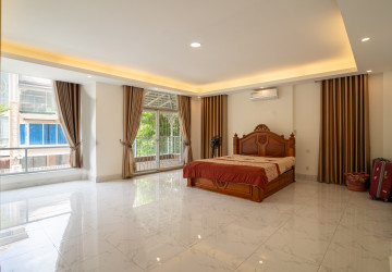 7 Bedroom Villa For Rent - Orkide Royal 2004, Teuk Thla, Phnom Penh thumbnail