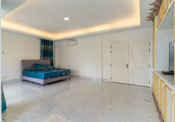 7 Bedroom Villa For Rent - Orkide Royal 2004, Teuk Thla, Phnom Penh thumbnail