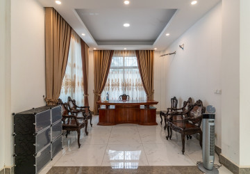 7 Bedroom Villa For Rent - Orkide Royal 2004, Teuk Thla, Phnom Penh thumbnail