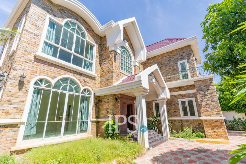 5 Bedroom Villa For Rent - Bassac Garden City, Tonle Bassac, Phnom Penh