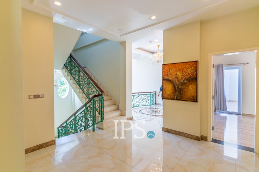 5 Bedroom Villa For Rent - Bassac Garden City, Tonle Bassac, Phnom Penh