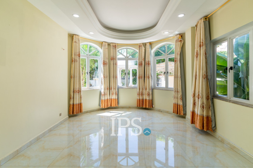 5 Bedroom Villa For Rent - Bassac Garden City, Tonle Bassac, Phnom Penh