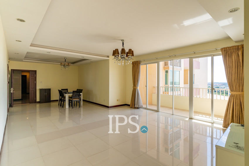 4 Bedroom Apartment For Rent - Rose Garden, Tonle Bassac, Phnom Penh