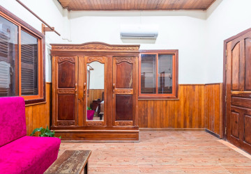 1 Bedroom Compound Wooden House For Rent - Svay Dangkum, Siem Reap thumbnail