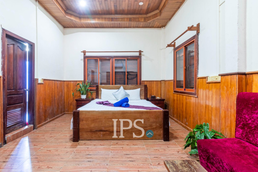 1 Bedroom Compound Wooden House For Rent - Svay Dangkum, Siem Reap