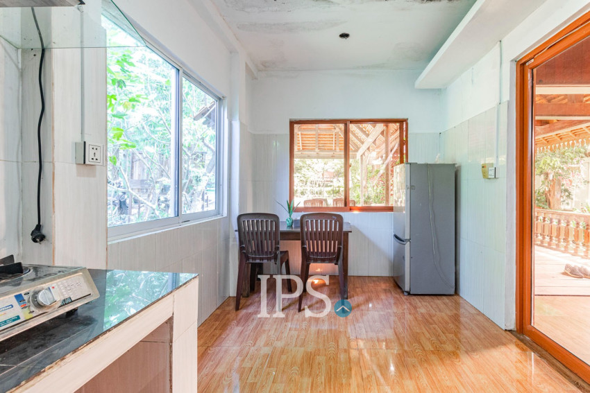 1 Bedroom Compound Wooden House For Rent - Svay Dangkum, Siem Reap