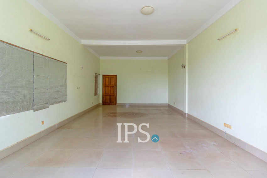 4 Bedroom Flat For Sale - Kouk Chak, Siem Reap