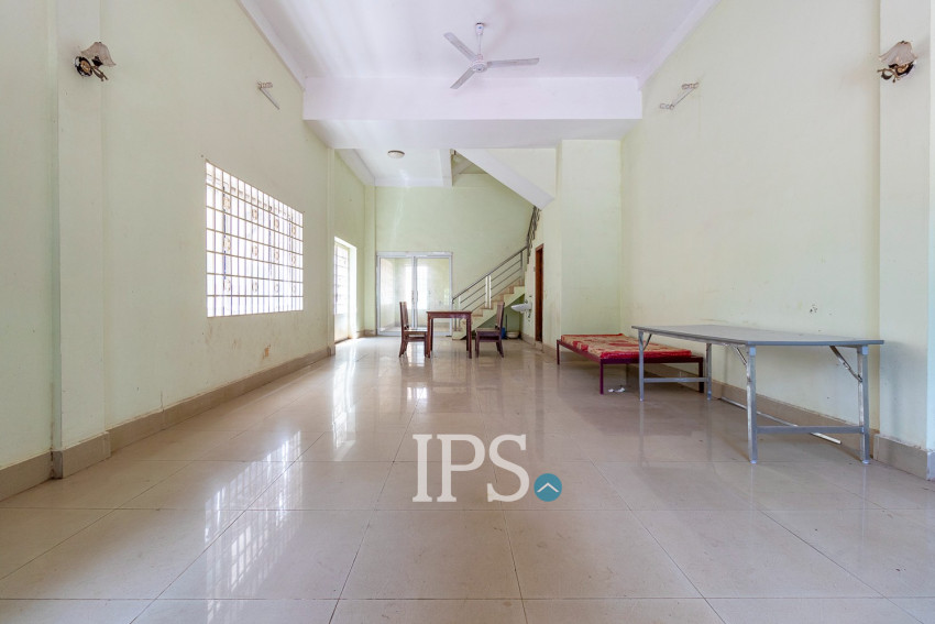 4 Bedroom Flat For Sale - Kouk Chak, Siem Reap