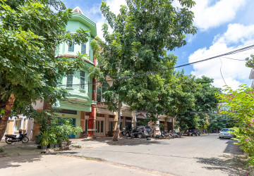 4 Bedroom Flat For Sale - Kouk Chak, Siem Reap thumbnail