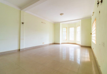 4 Bedroom Flat For Sale - Kouk Chak, Siem Reap thumbnail