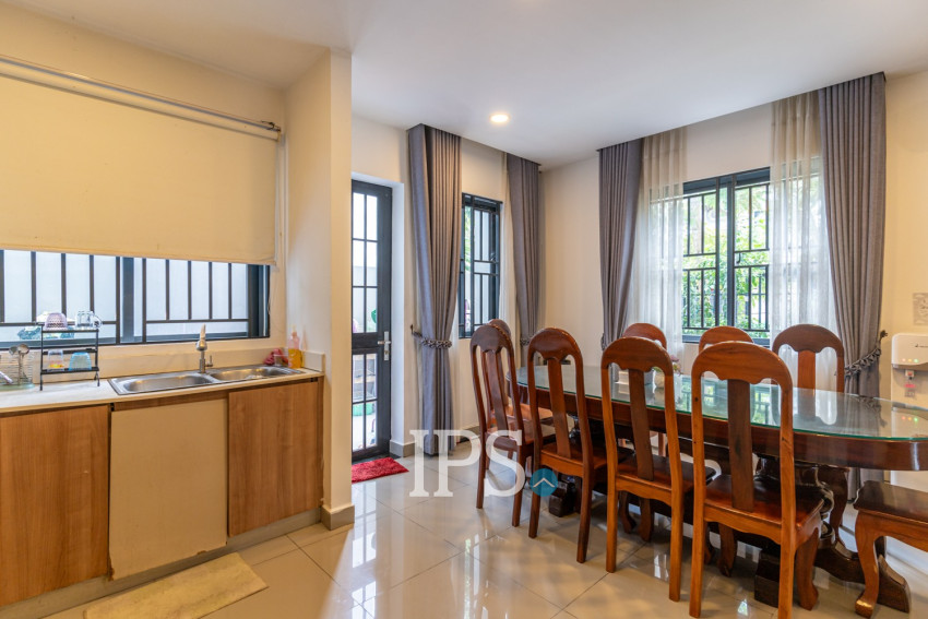 4 Bedroom Link Villa For Rent - Borey Chip Mong  598, Chrang Chamres,  Phnom Penh