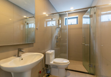 4 Bedroom Link Villa For Rent - Borey Chip Mong  598, Chrang Chamres,  Phnom Penh thumbnail