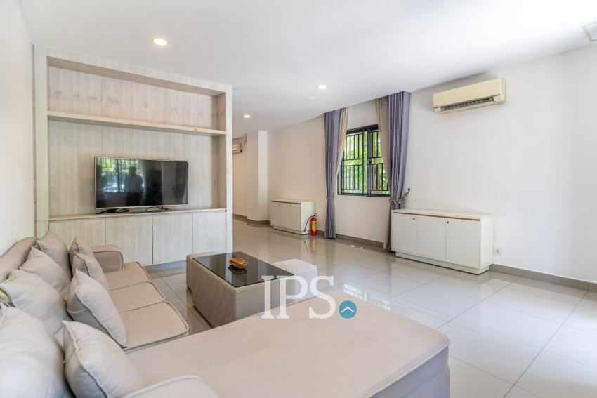 4 Bedroom Link Villa For Rent - Borey Chip Mong  598, Chrang Chamres,  Phnom Penh