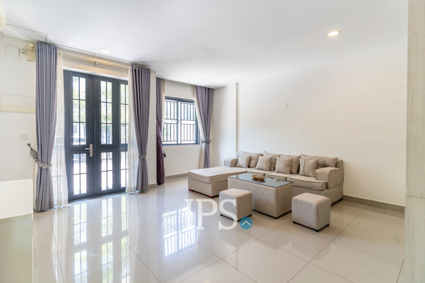 4 Bedroom Link Villa For Rent - Borey Chip Mong  598, Chrang Chamres,  Phnom Penh