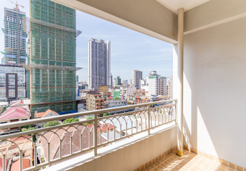 8th Floor 3 Bedroom Condo For Sale - De Castle Royal, BKK1, Phnom Penh thumbnail