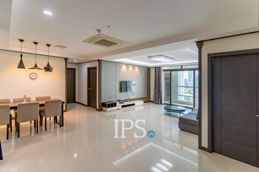 3 Bedroom Condo For Sale - De Castle Royal, BKK1, Phnom Penh