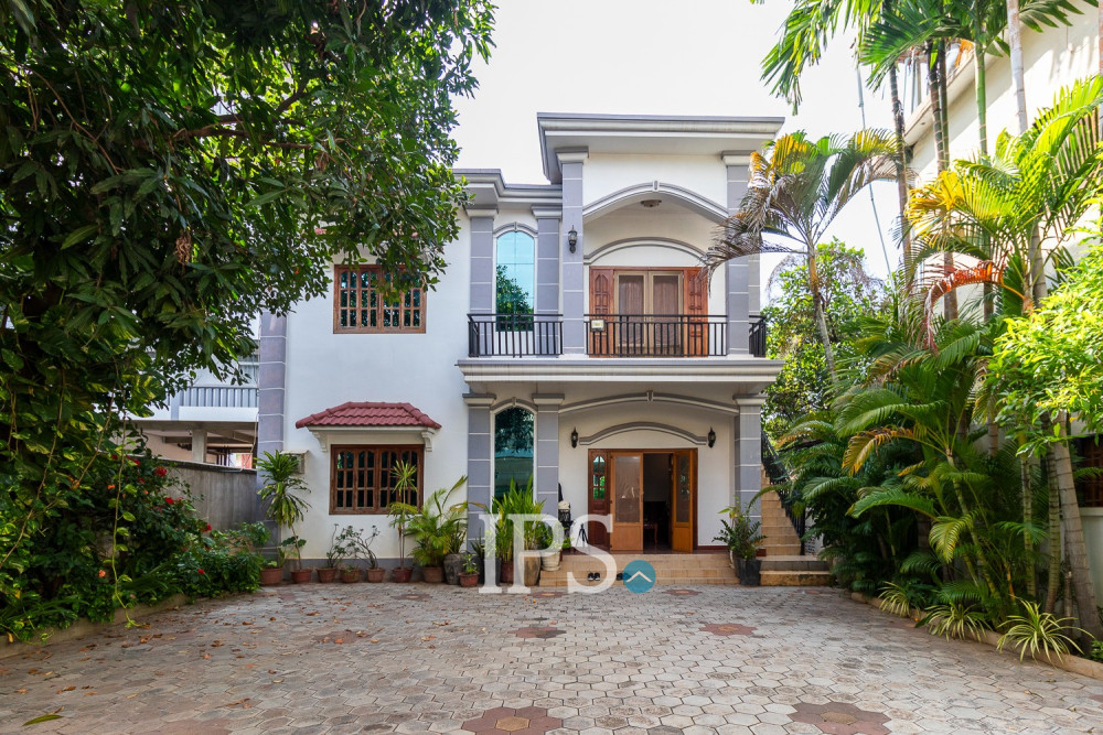 3 Bedroom Apartment For Rent - Svay Dangkum, Siem Reap - Image 21
