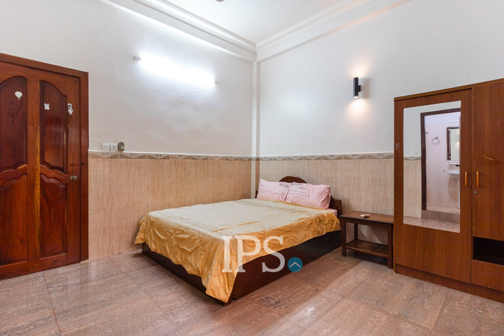 3 Bedroom Apartment For Rent - Svay Dangkum, Siem Reap - Image 11