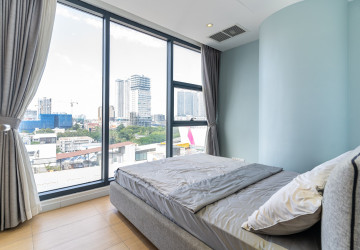 2 Bedroom Condo For Rent - The Penthouse, Tonle Bassac, Phnom Penh thumbnail