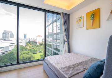 2 Bedroom Condo For Rent - The Penthouse, Tonle Bassac, Phnom Penh thumbnail