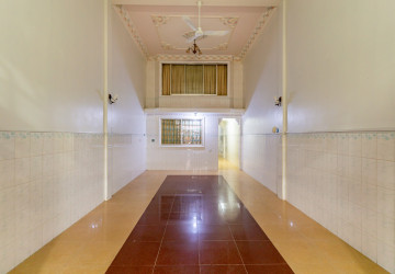 4 Bedroom Shophouse For Rent - Boeung Kak 1, Phnom Penh thumbnail