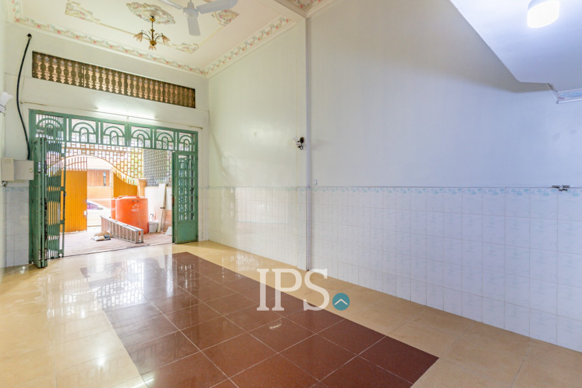 4 Bedroom Shophouse For Rent - Boeung Kak 1, Phnom Penh