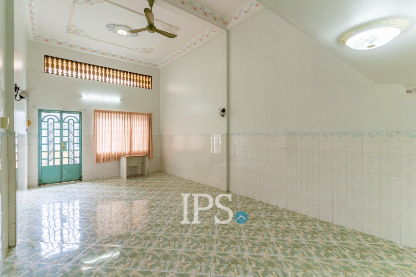 4 Bedroom Shophouse For Rent - Boeung Kak 1, Phnom Penh