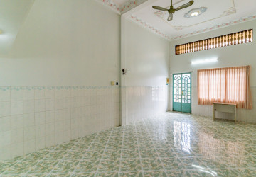 4 Bedroom Shophouse For Rent - Boeung Kak 1, Phnom Penh thumbnail