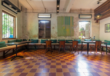 125 Sqm Retail Space For Rent - Sala Kamruek, Siem Reap thumbnail