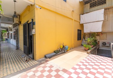 Renovated Loft 1 Bedroom Apartment For Sale - Chakto Mukh, Phnom Penh thumbnail