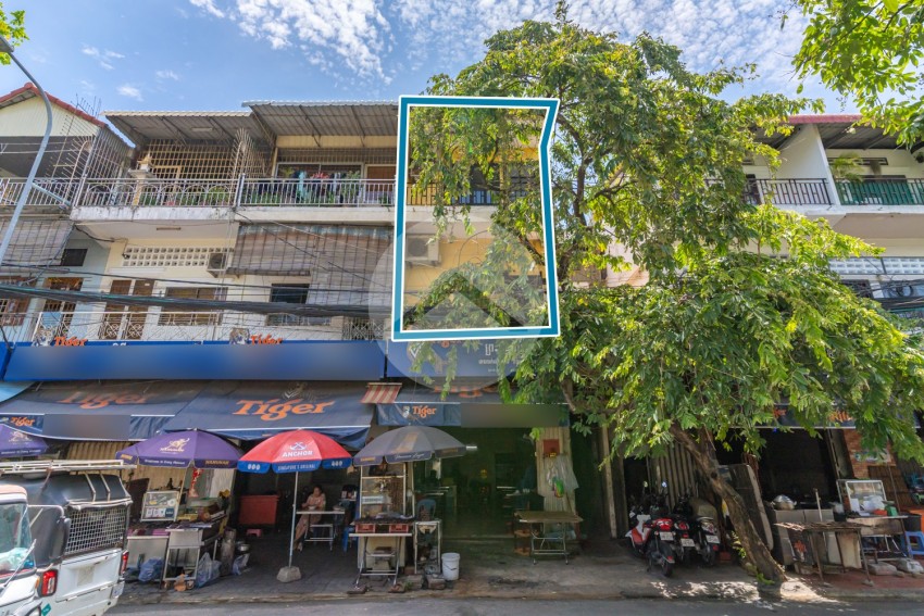 Renovated Loft 1 Bedroom Apartment For Sale - Chakto Mukh, Phnom Penh