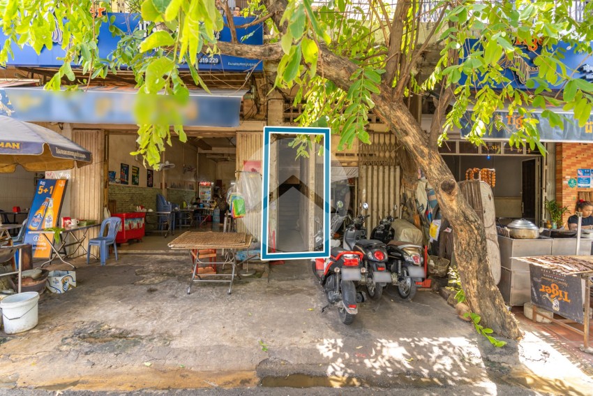 Renovated Loft 1 Bedroom Apartment For Sale - Chakto Mukh, Phnom Penh