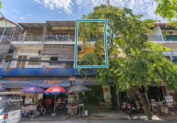 Renovated Loft 1 Bedroom Apartment For Sale - Chakto Mukh, Phnom Penh thumbnail