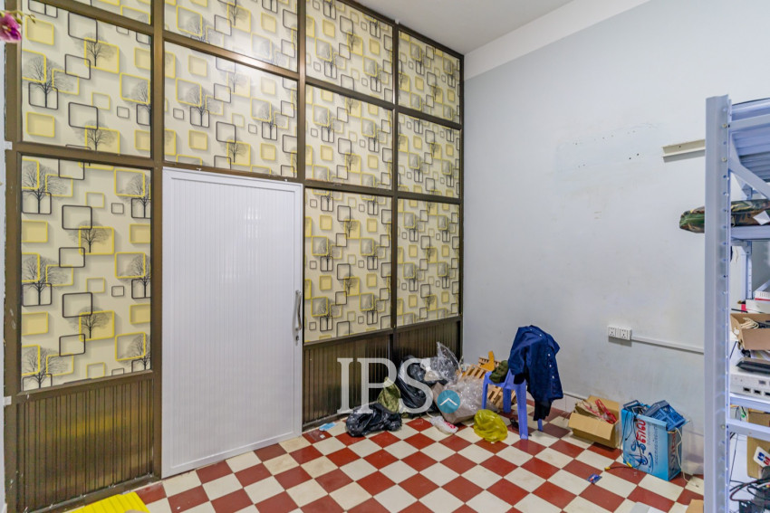 3 Storey Shophouse For Rent - Beoung Raing, Phnom Penh