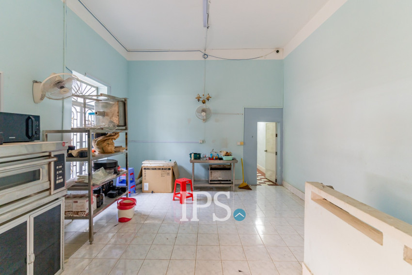 3 Storey Shophouse For Rent - Beoung Raing, Phnom Penh