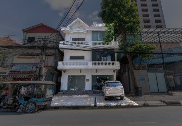 4 Storey Double Shophouse For Rent - Beoung Raing, Phnom Penh thumbnail