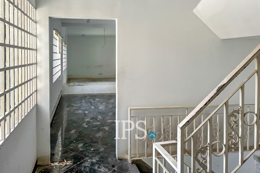 4 Storey Double Shophouse For Rent - Beoung Raing, Phnom Penh