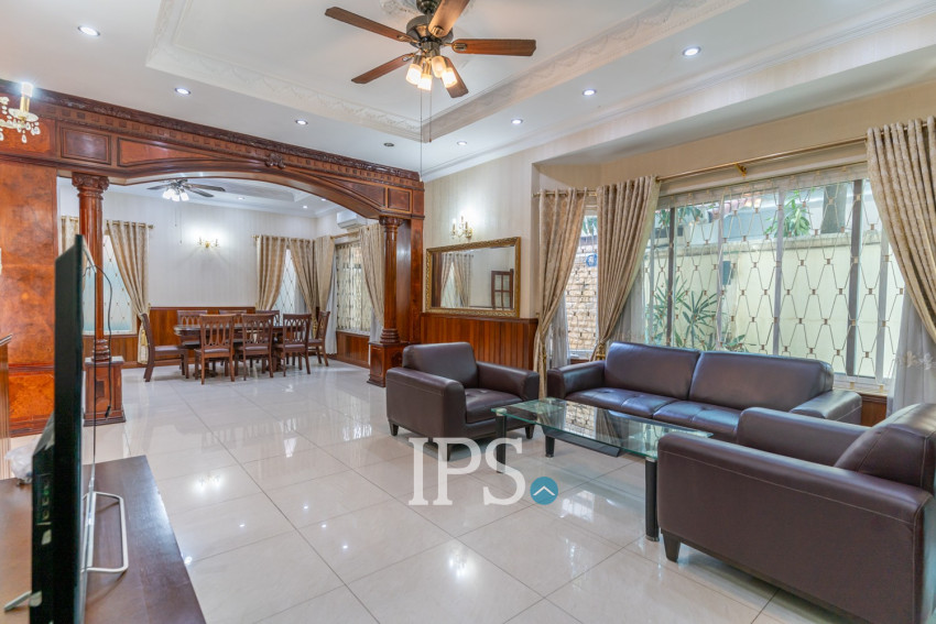 4 Bedroom Villa For Rent - Tonle Bassac, Phnom Penh