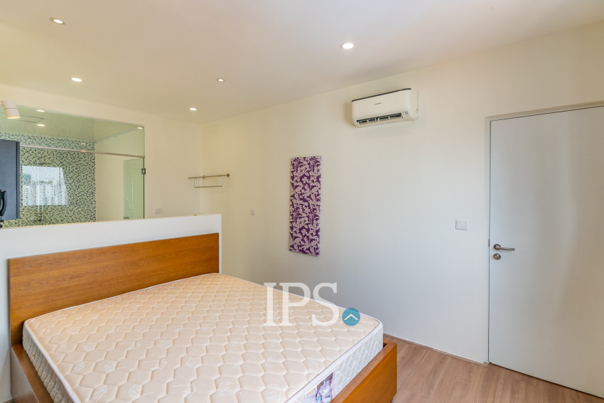 2 Bedroom Serviced Apartment For Rent - BKK1, Phnom Penh