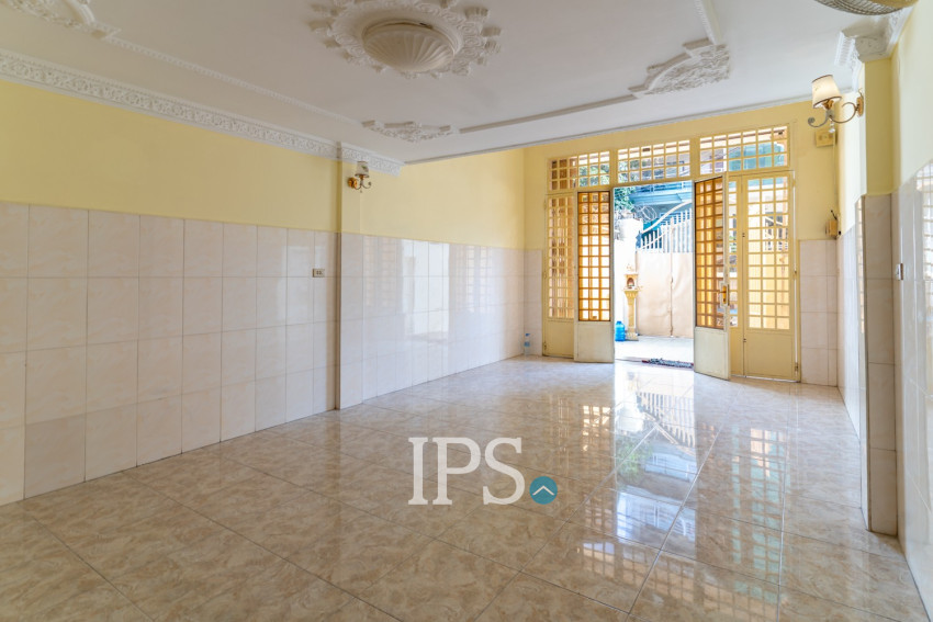 4 Bedroom Shophouse For Rent - BKK1, Phnom Penh