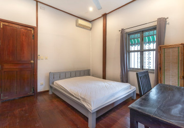 2 Bedroom Apartment For Rent - Slor Kram, Siem Reap thumbnail