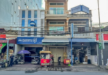 5 Bedroom Shophouse For Sale - Ta Khmau, Kandal Province thumbnail