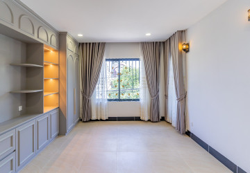 4 Bedroom Flat For Rent - Teuk Thla, Phnom Penh thumbnail