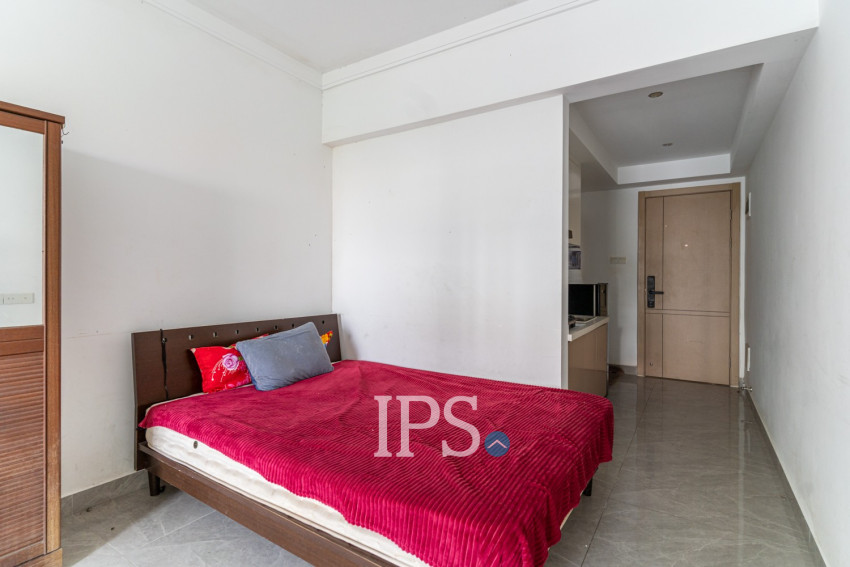 32 Sqm Studio Condo For Rent - Wat Phnom, Phnom Penh